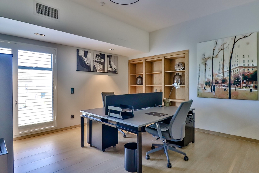 To Let commercial Property for Rent in Val De Vie Estate Western Cape